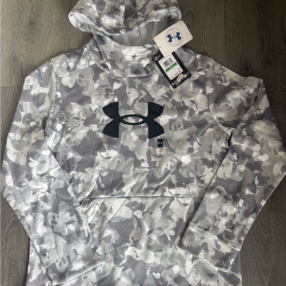 Under Armour Other - Boys Under Armour White and Gray Camo Hoodie Large‎